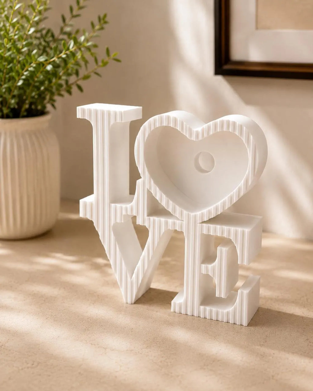 LOVE Picture Frame, Heart Photo Frame, 3D Printed Photo Holder, Anniversary Gift for Couples, Wedding Gift, Valentine’s Day Decor
